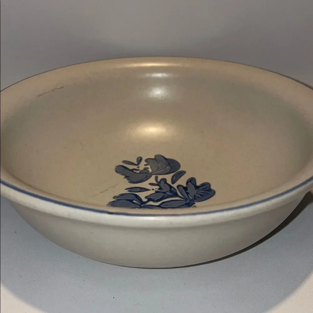 Elegant Blue Floral Dinnerware Bowl